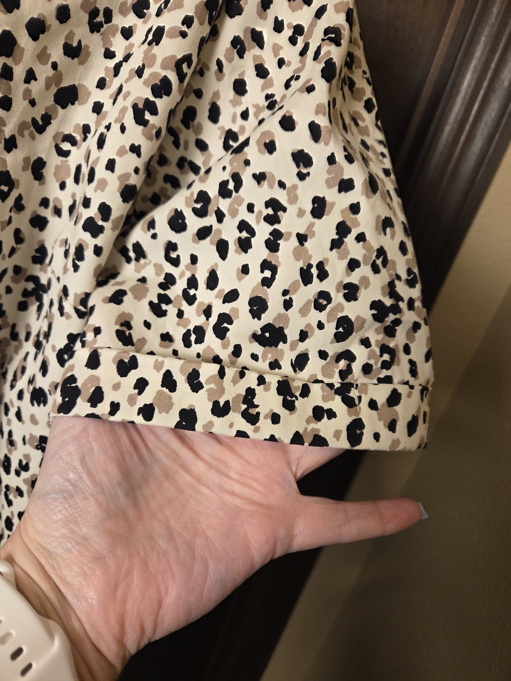 Button-Front Leopard Print Shirt Dress — Beige Black Spotted NWT - Picture 5 of 15